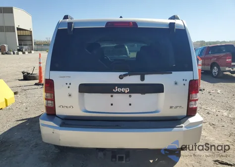 2008 Jeep Liberty Sport z USA, uszkodzony, nr VIN 1J8GN28K38W255812